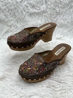 Vintage Steve Madden Clogs Size 7 FIREY Beaded Platform Y2K Embellished Mules